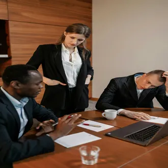 Comment gérer les clients difficiles sans perdre son sang-froid