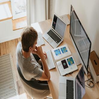 Cours en ligne avec certification abordable qui boosteront votre carrière -  cursos baratos online con certificado