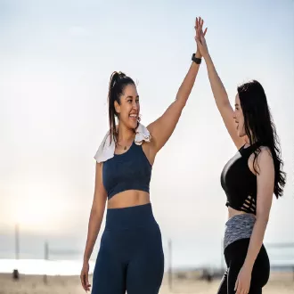 Découvrir la psychologie positive : stimuler votre bien-être et vos forces personnelles