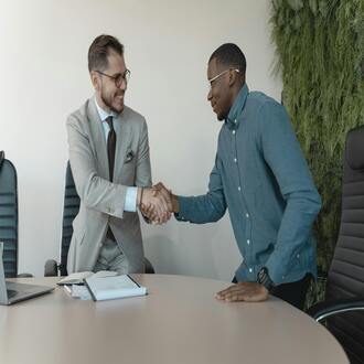 Guide de négociation salariale: comment obtenir la meilleure offre d'emploi - entretien embauche