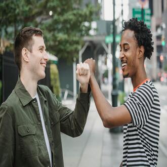 Paralinguistique: ce n'est pas ce que vous dites, c'est comment vous le dites [le pouvoir de la voix]