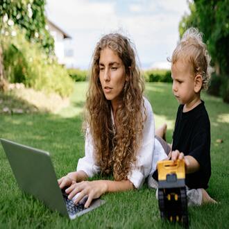 Puis-je télécharger le matériel d'un cours en ligne abordable ? -  cursos baratos online con certificado