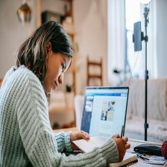 Quel est l'avenir des cours en ligne certifiants ? -  cursos baratos online con certificado