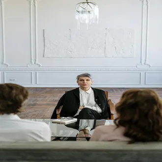 Ton image, ton meilleur cv: comment s'habiller pour un entretien d'embauche réussi - coach image personnelle professionnelle